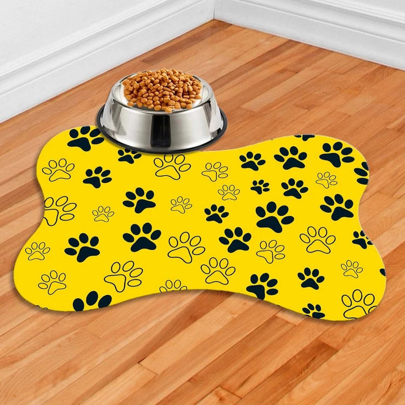 Tapete Antiderrapante para Comedouro – 38x25cm - Estampa Patinhas Fundo Amarelo
